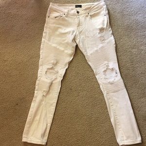 Black Premium Skinny Jeans